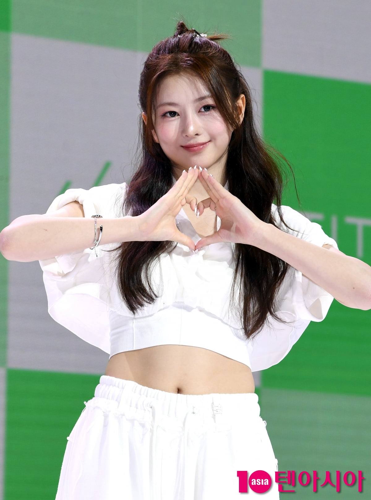 AtHeart's Bome Shines at 'Plot Twist' EP Showcase in Seoul