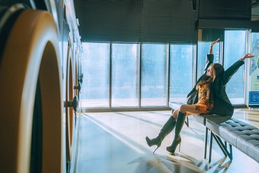 Park Min-young Transforms into a Genius Con Artist in 'Confidence Man KR'