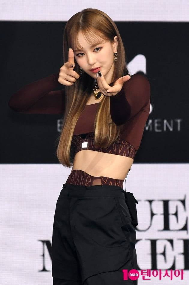 元HOT ISSUEのヒョンシン、ペク・ソラに改名し女優デビュー！話題のドラマ『ドクターシン』で主演に抜擢