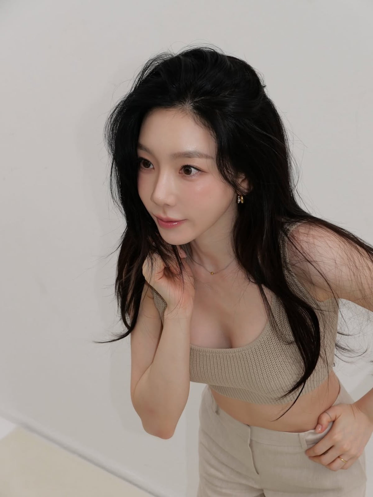 少女時代テヨン、魅力溢れる写真でファンを魅了