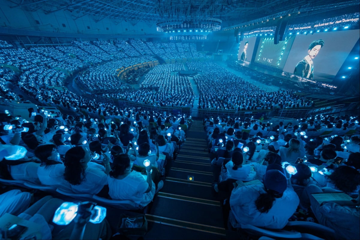 Virtual Idol Group PLAVE Kicks Off First Asia Tour with Sold-Out Seoul Concerts