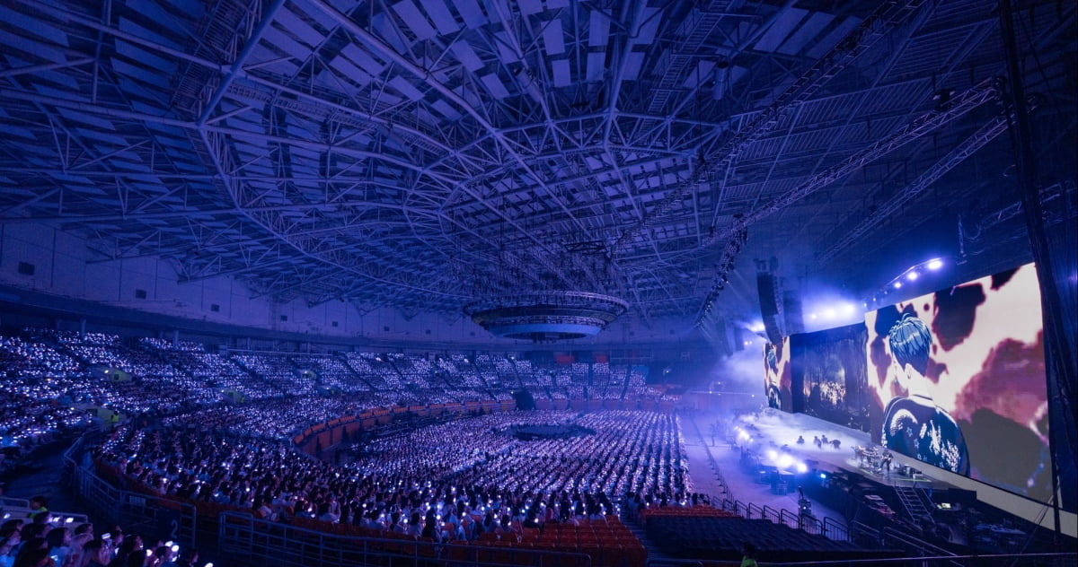 Virtual Idol Group PLAVE Kicks Off First Asia Tour with Sold-Out Seoul Concerts