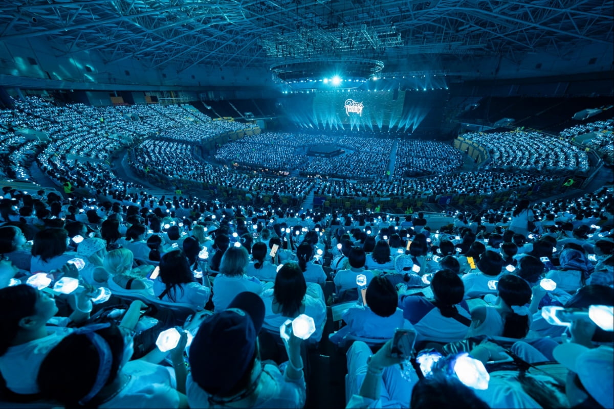 Virtual Idol Group PLAVE Kicks Off First Asia Tour with Sold-Out Seoul Concerts