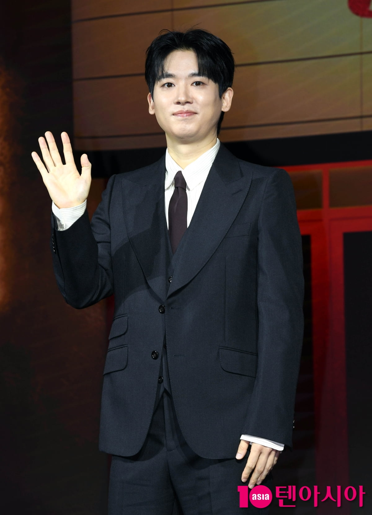 俳優チョ・ヒョンチョル、Netflixシリーズ『エマ』制作発表会に出席
