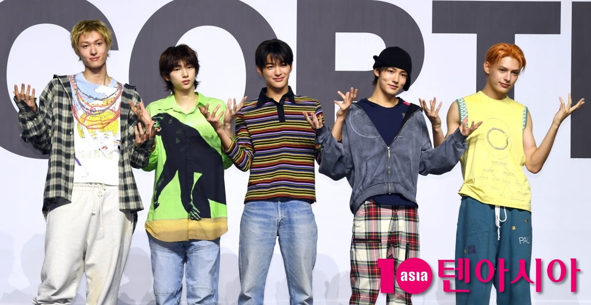 CORTIS Debuts with 'COLOR OUTSIDE THE LINES' at Seoul Showcase
