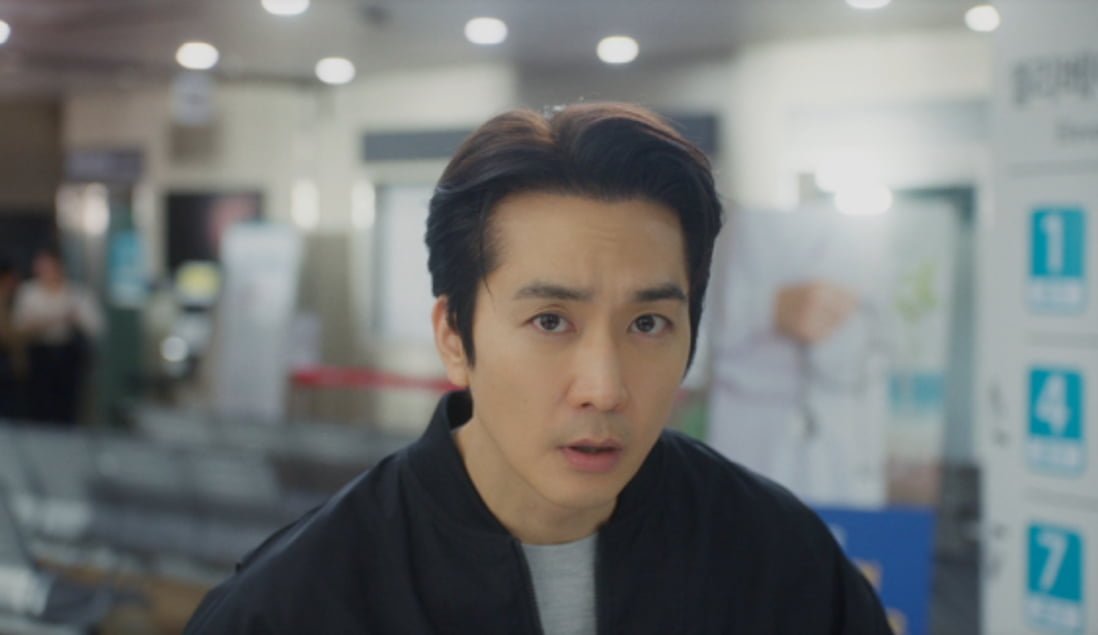 Song Seung-heon Shines in 'My Troublesome Star' with Captivating Performance