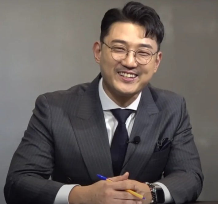 Comedian Hong Jang-won Admits to Second DUI, Announces Hiatus