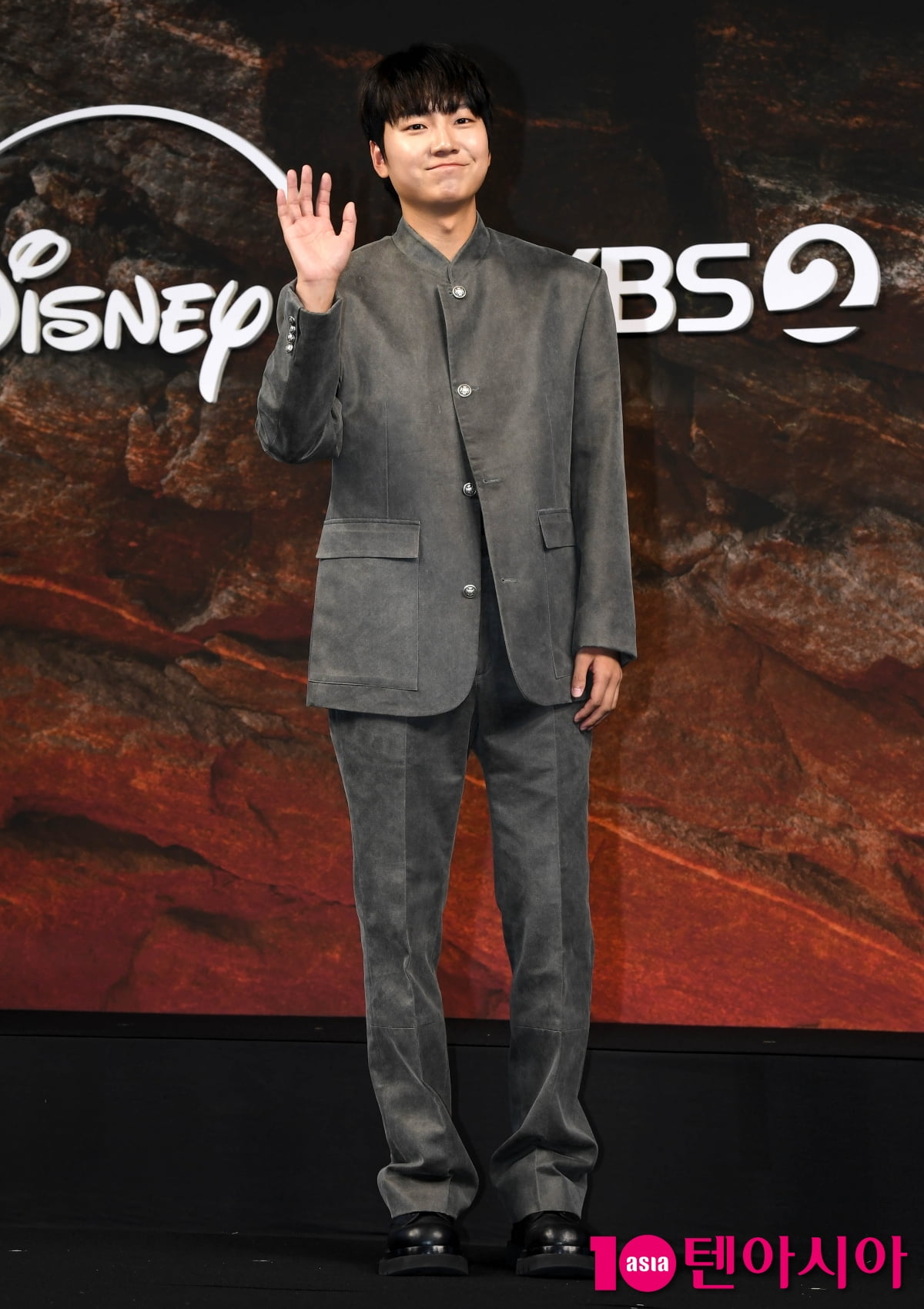 Sung Yu-been Attends Press Conference for New Series 'Twelve'