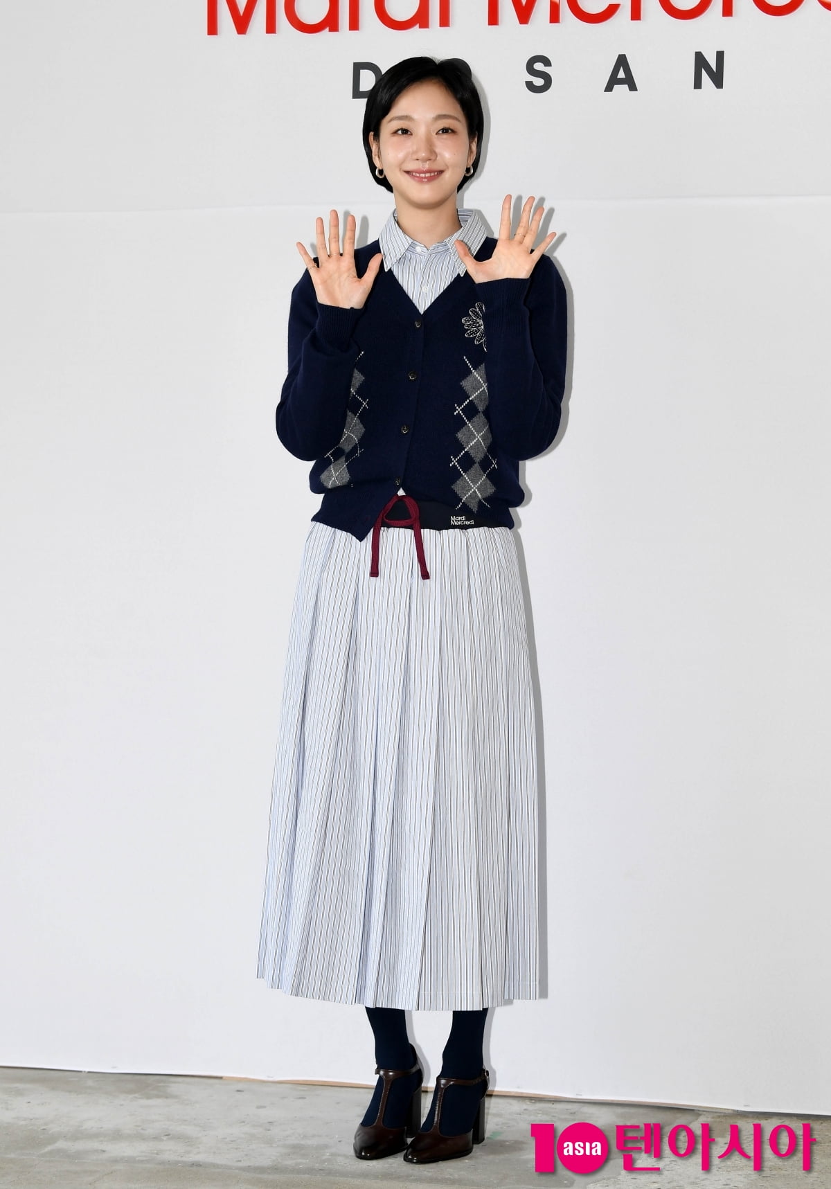 Kim Go-eun Shines at Mardi Mercredi Flagship Opening in Seoul