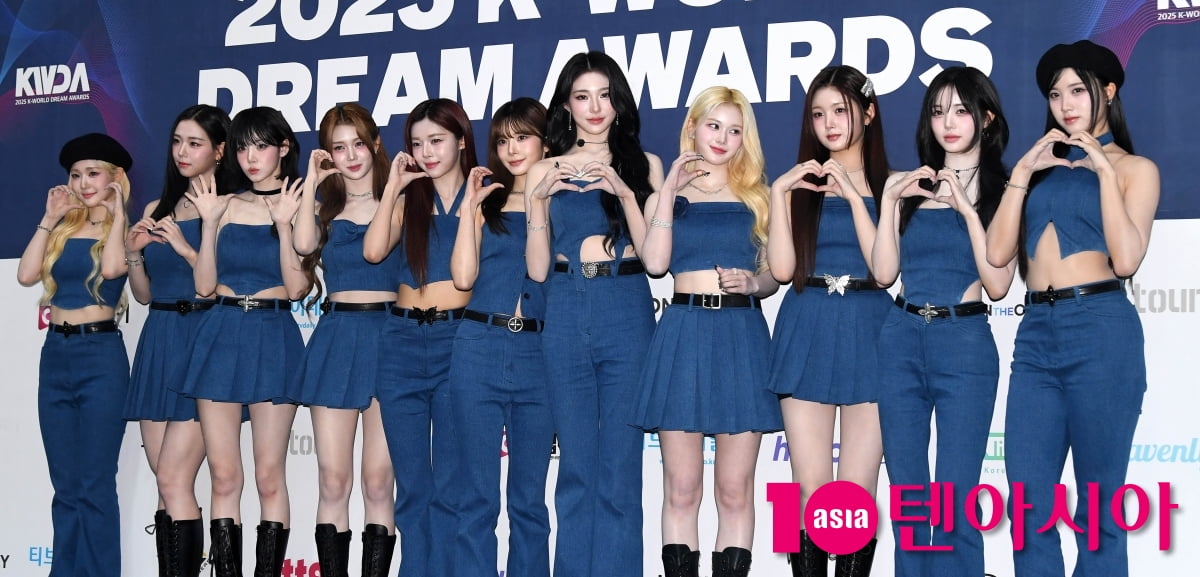 tripleS Shines on the Blue Carpet at the 2025 K-World Dream Awards in Seoul