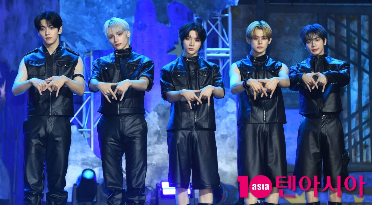 TXT Members Renew Contract with BigHit Music, Promising a Bright Future with Fans