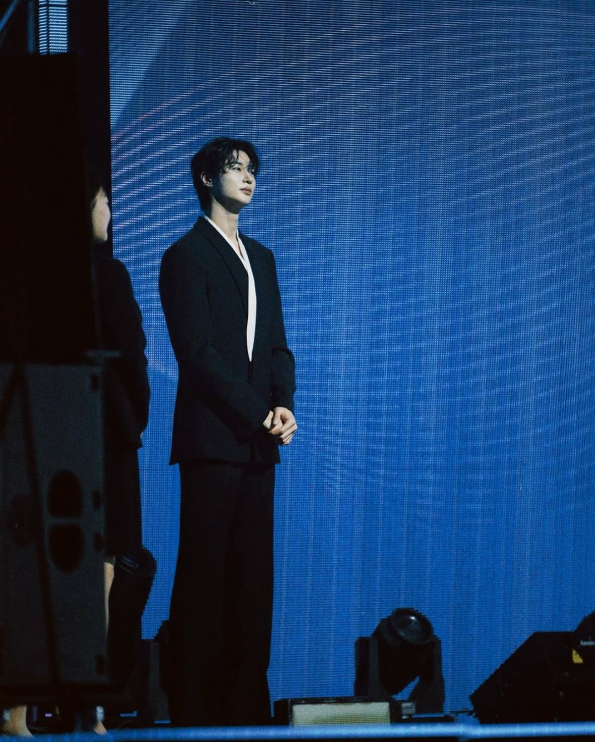Actor Byeon Woo-seok Captivates Fans with Charismatic Instagram Photos