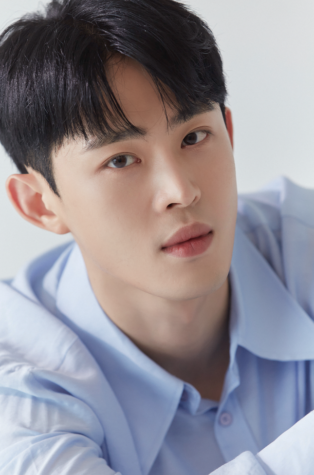 Jeong Jae-kwang Joins JTBC's New Drama 'A Hundred Memories'