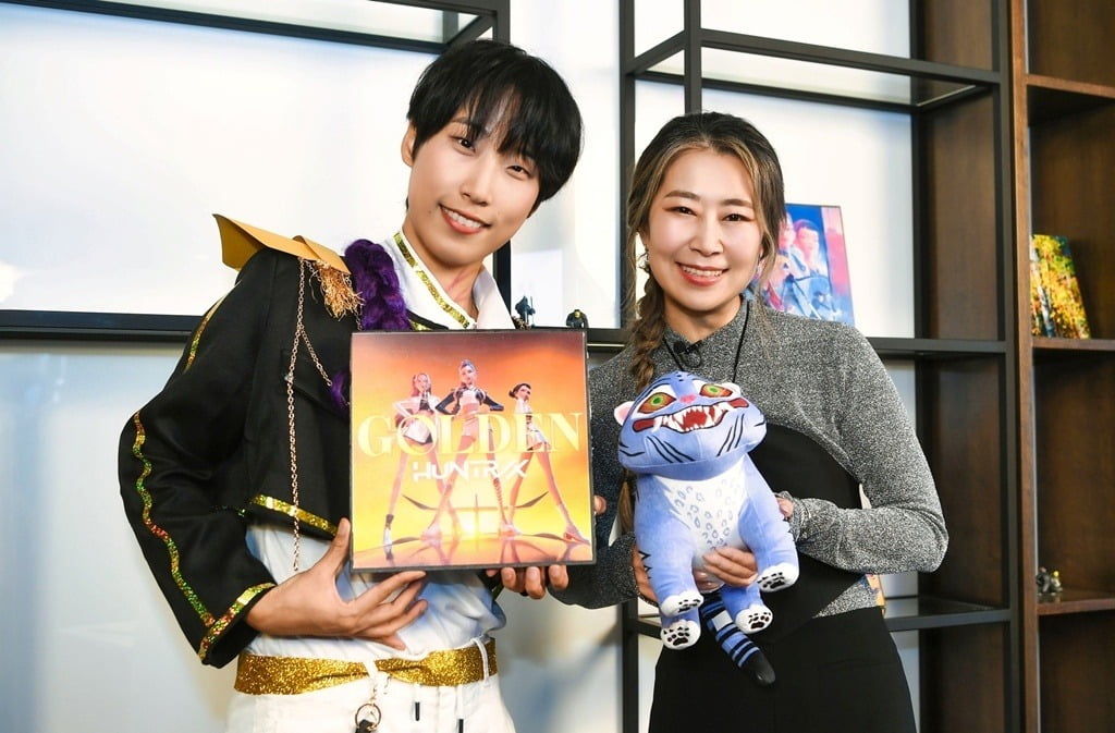 Maggie Kang, Director of 'K-Pop Demon Hunters,' Makes Exclusive Appearance on YouTube Show 'MMTG'