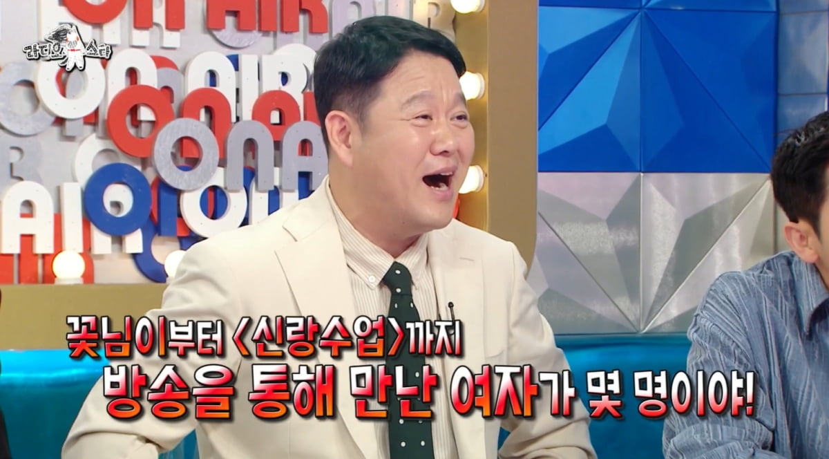 Shinhwa's Kim Dong-wan Reveals He Prefers a Wedding-Free Marriage