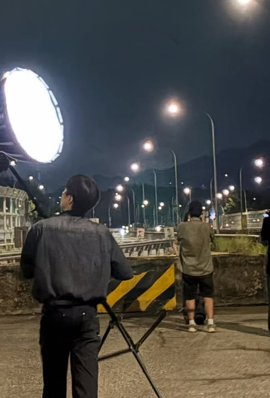 Korean Actress Lee Yoo-jin Announces New YouTube Channel Amid Personal Reflections