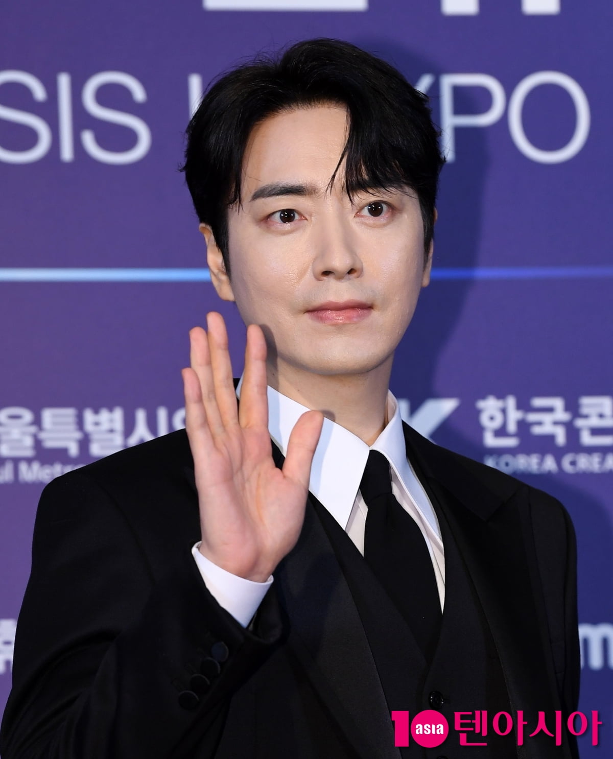 俳優イ・ジュニョク、2025 K-エキスポ授賞式に出席
