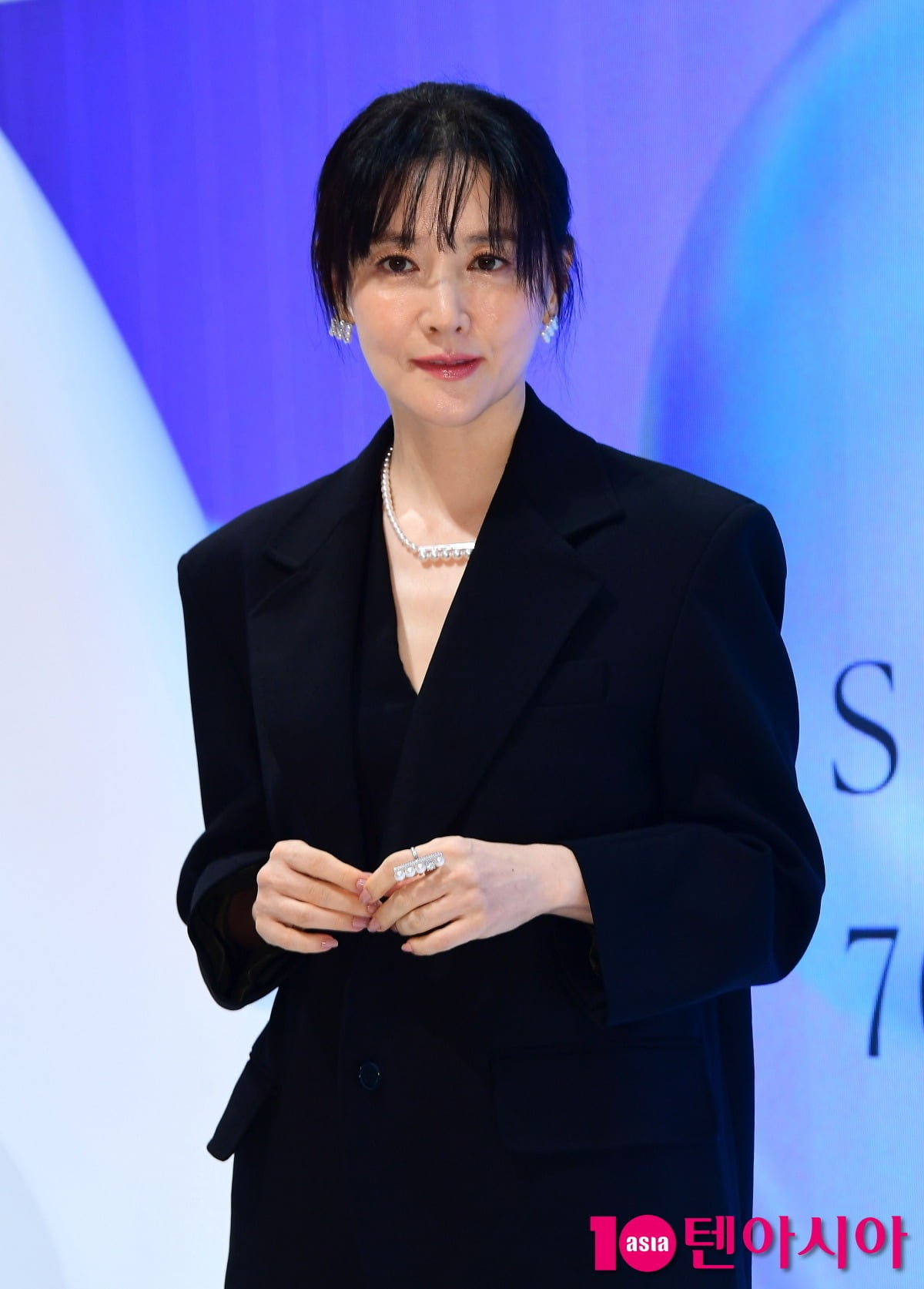 Lee Young-ae Opens Her Refrigerator for the First Time on 'Please Take Care of My Refrigerator'