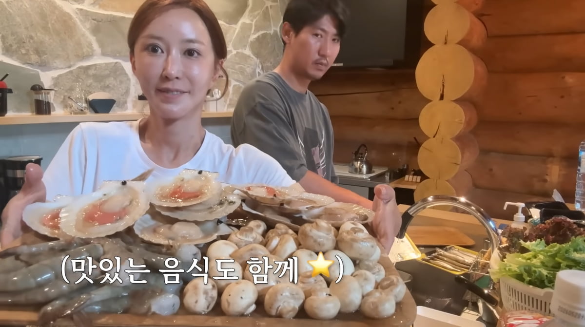 Inside the Unconventional Marriage of Shoo and Lim Hyo-sung: A Summer Vacation in Japan