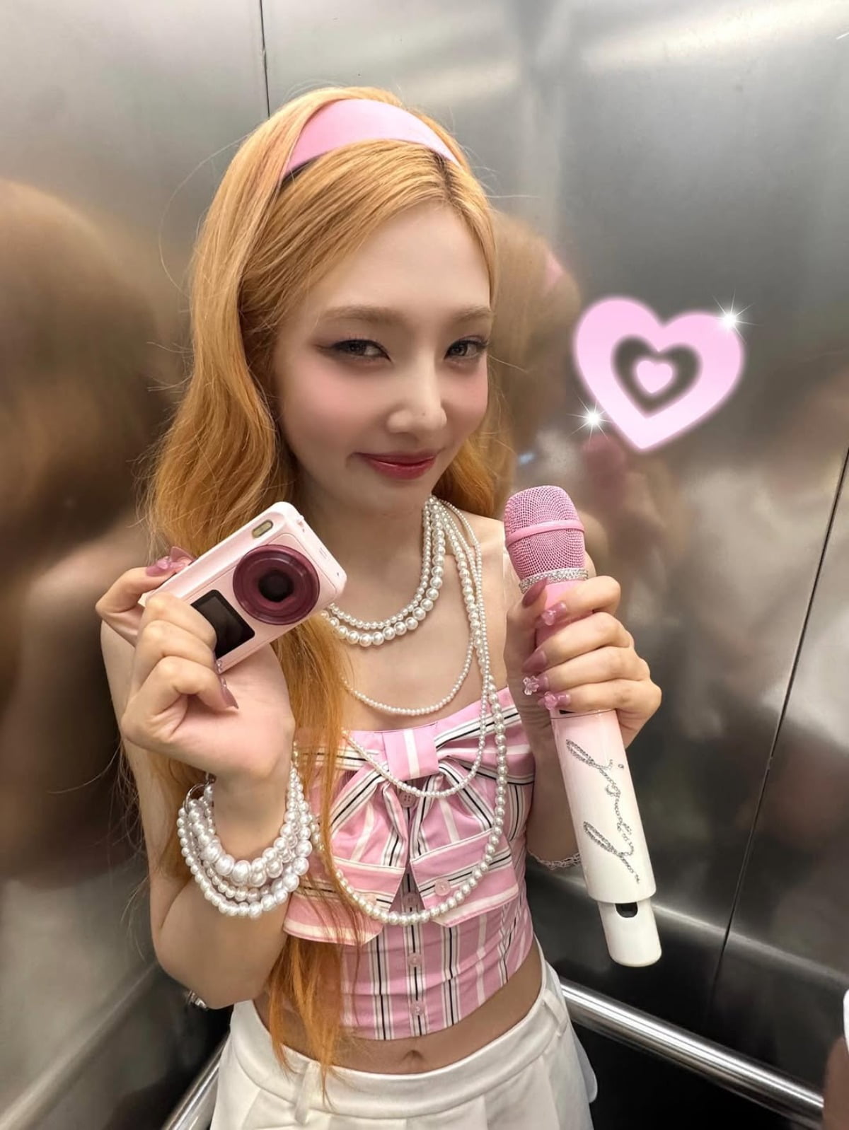 レッドベルベットのジョイ、インスタで人形のようなビジュアルを披露