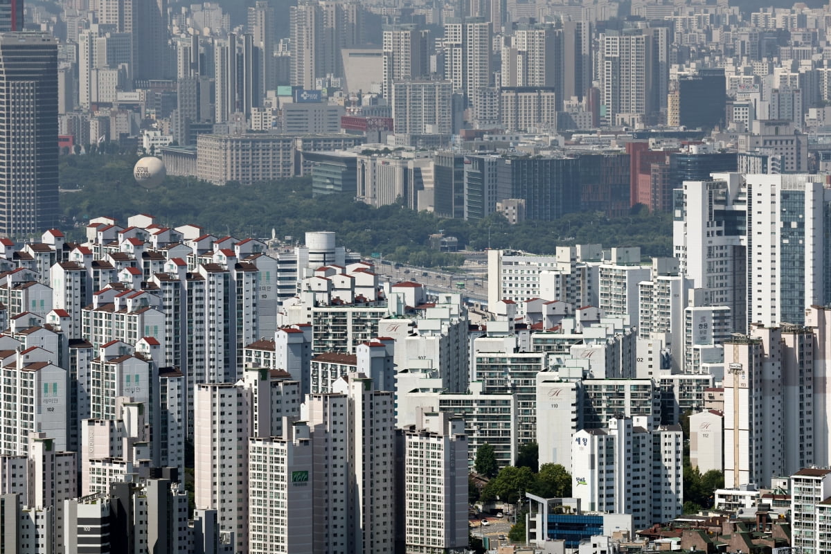 전용 85㎡ 초과 아파트 공급 가뭄…80%는 입주 10년 넘겨