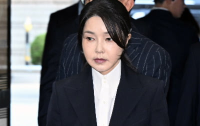 김건희 '한동훈 배신' 발언 부인…"내 말 아닌데 신평 왜 그러나"