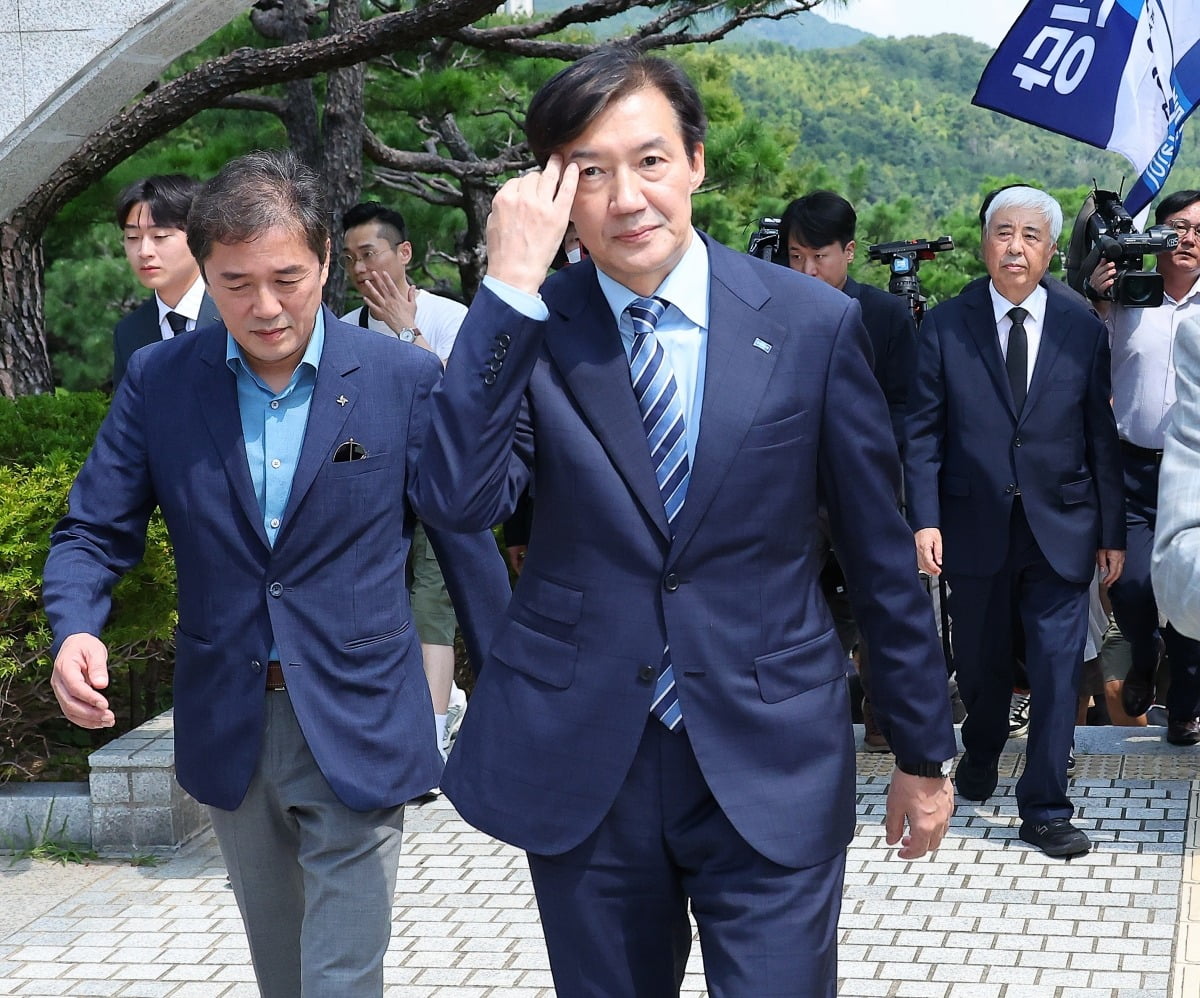 부산 찾은 조국 "2030 남성 일부 극우화…극우 '국힘' 해체 목표"