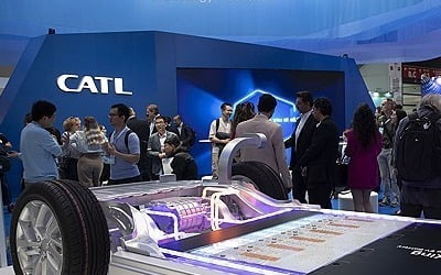 "中 전기차업계, 작년 해외 투자액 처음 국내 투자 넘어서"