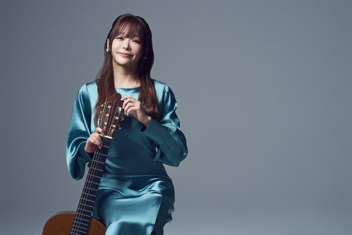 기타리스트 박규희. / 사진제공. 뮤직앤아트컴퍼니.