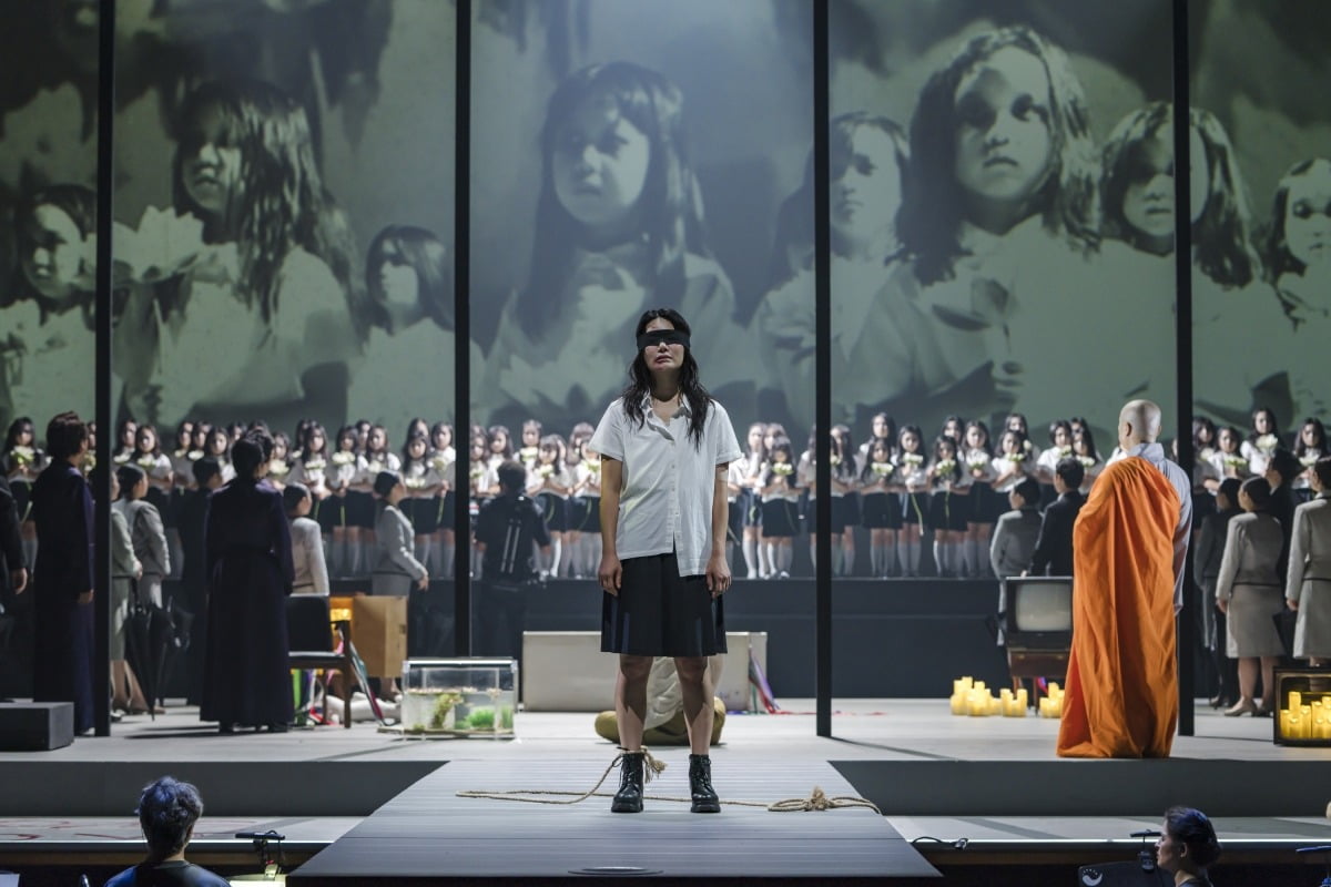 국립창극단 '심청'의 제 9장 장면  /사진.국립극장 제공. 