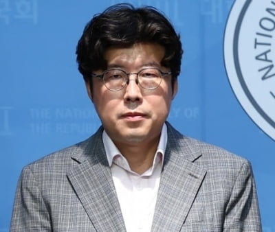 조국혁신당 사무부총장 "성희롱, 범죄 아냐"…국힘 "2차 가해·반사회적" [종합]