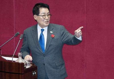 7년 전 사별한 박지원에 "사모님 지금 뭐 하세요"…법사위 '발칵'