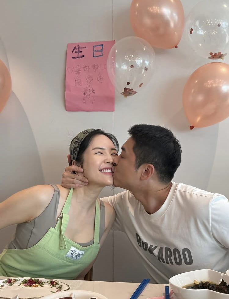 Korean TV Personality Jang Young-ran Celebrates Husband's Birthday with Heartfelt Tradition