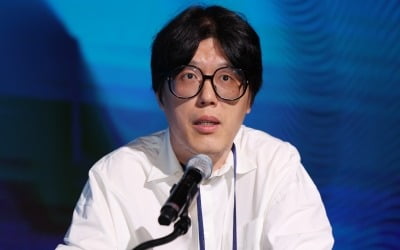 "K팝 산업 이미 대체불가능…AI 아티스트 시장도 개척할 것" [KIW 2025]