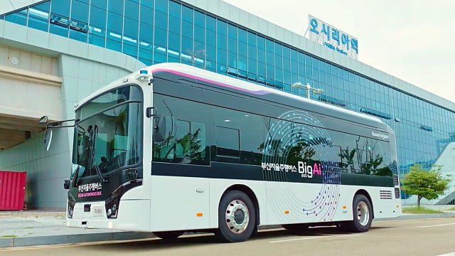 LG유플러스 '자율주행 사업' 나선다…부산서 자율주행버스 개시