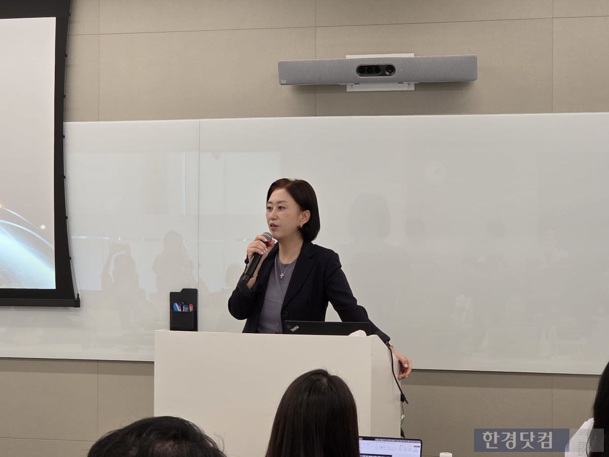 18일 서울 강남구 소재 아마존 글로벌셀링 코리아 오피스에서 열린 미디어 브리핑에서에서 신화숙 아마존 글로벌셀링 코리아 대표가 발언하고 있다./사진=박수림 기자 