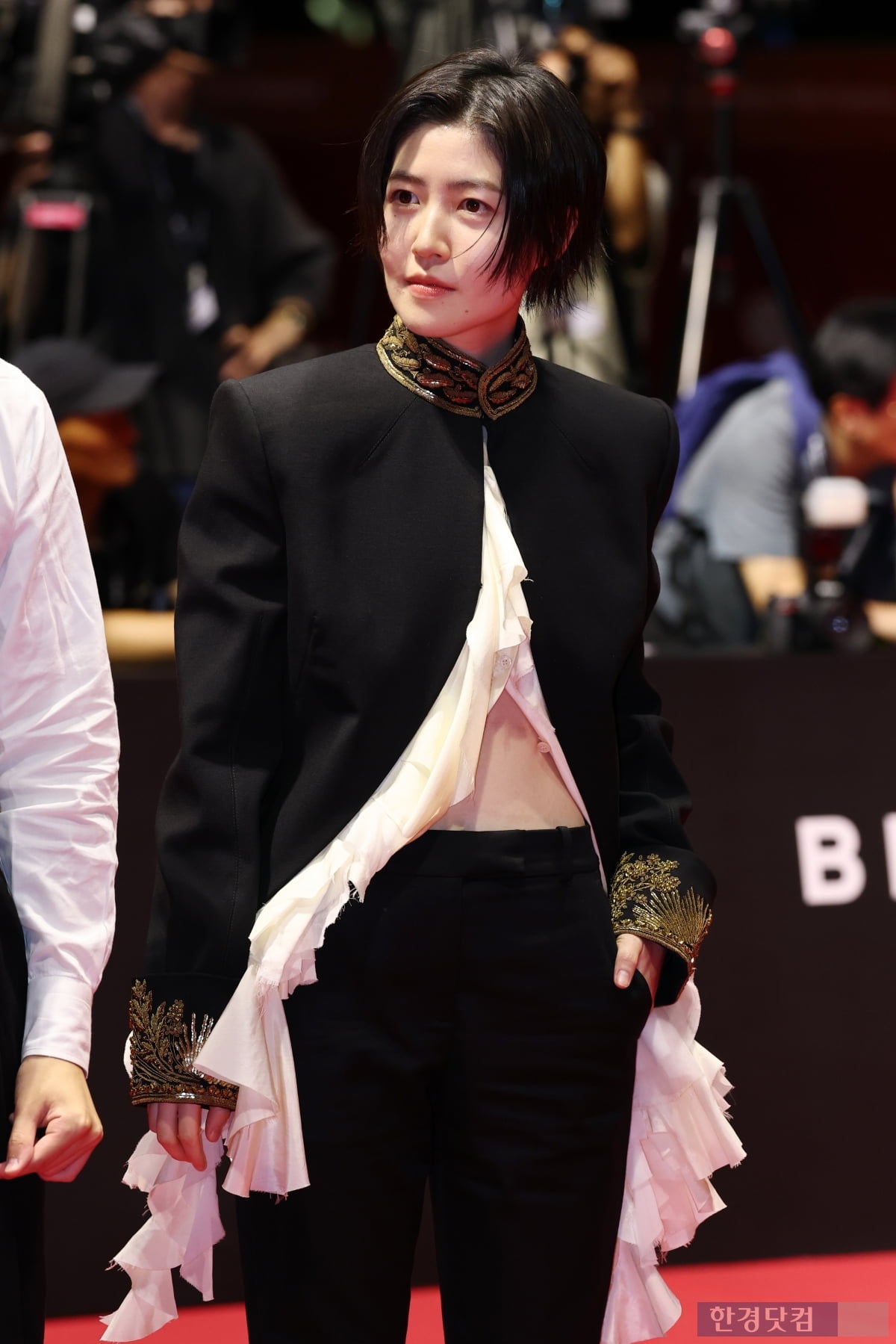 [포토] 심은경, '멋을 아는 그녀~' (부산국제영화제)