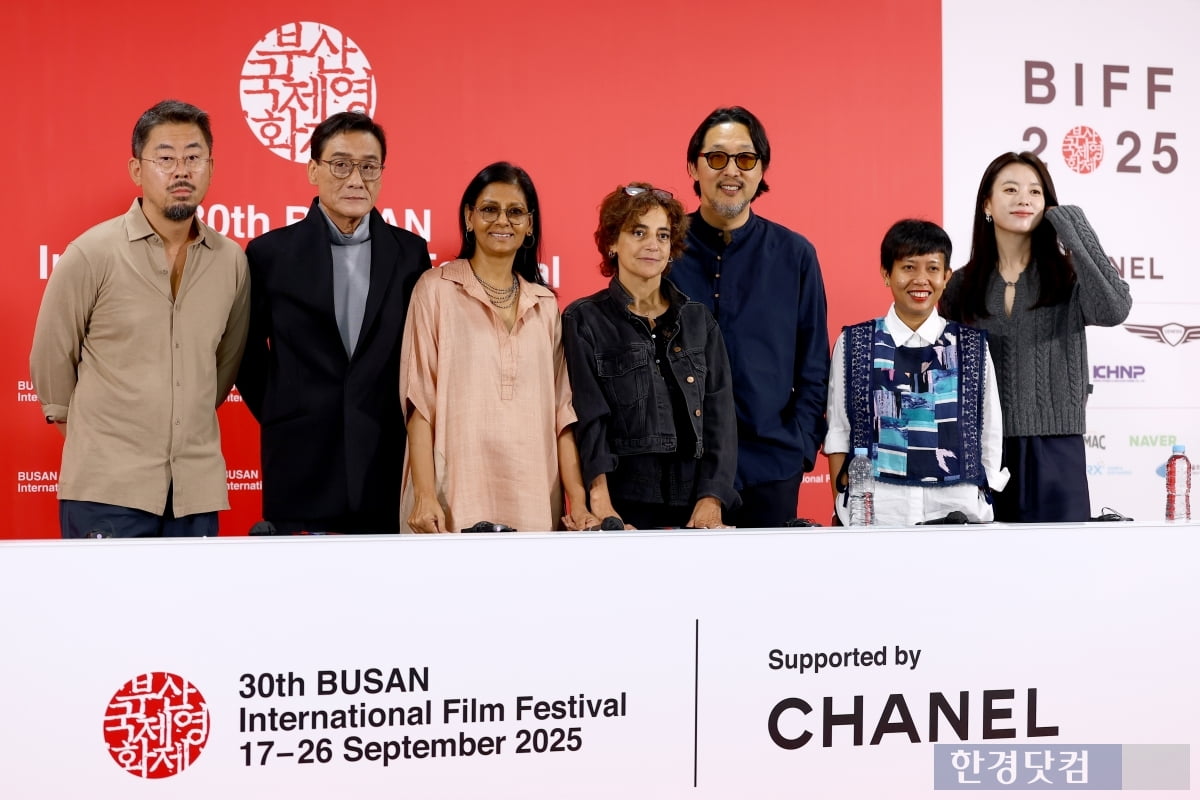 '부산국제영화제' 경쟁 체제 본격 가동…나홍진·한효주 "편견 없이 심사" [BIFF]