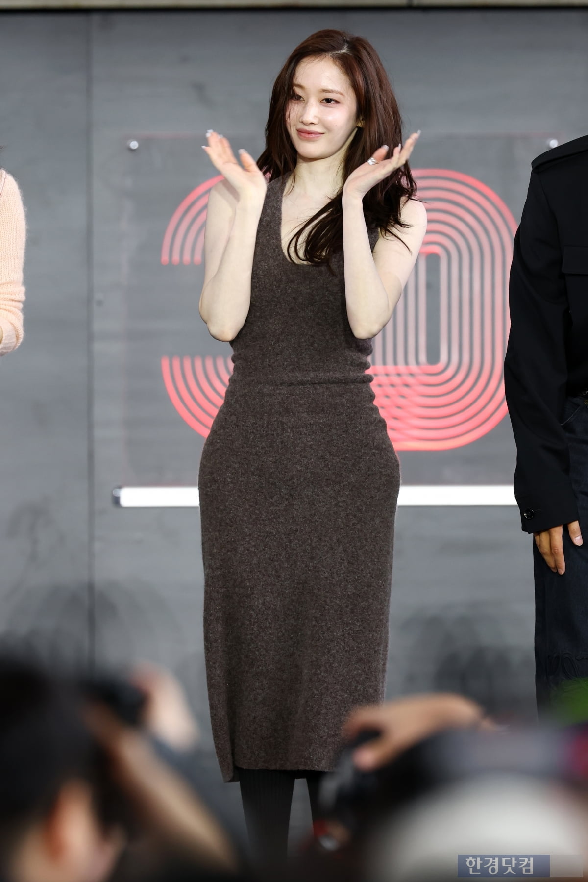 [포토] 전종서, '밀착 원피스 입고 우월한 골반 라인 과시'