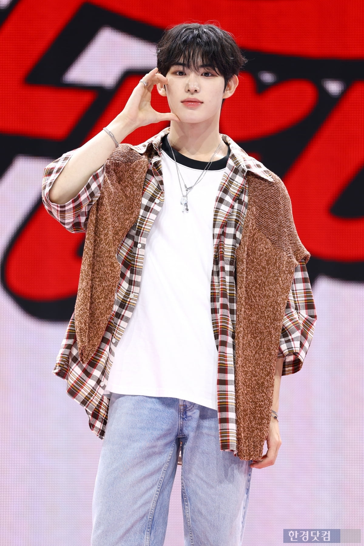 [포토] 킥플립 민제, '감탄을 부르는 잘생김'