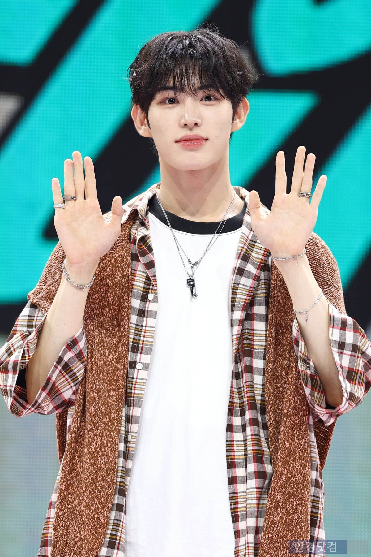 [포토] 킥플립 민제, '감탄을 부르는 잘생김'