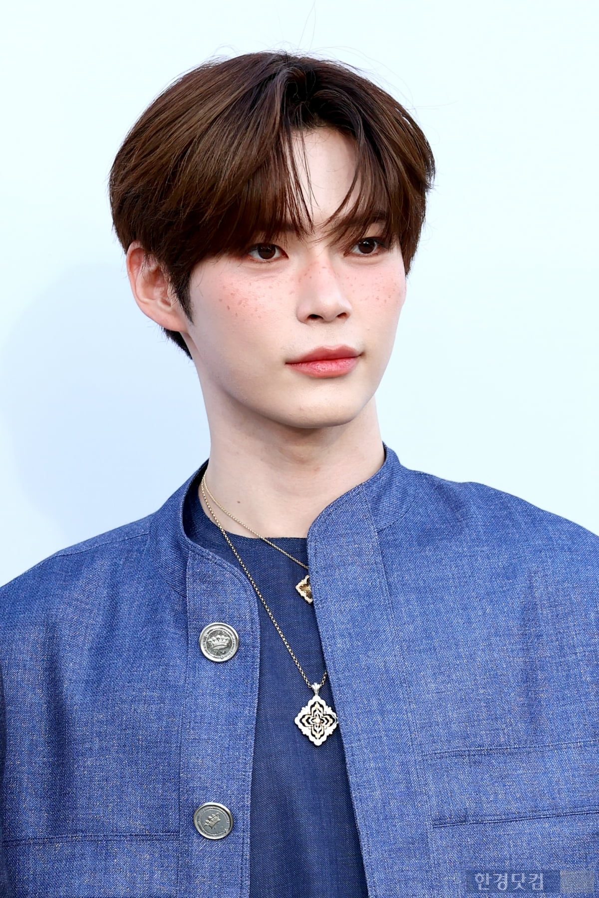 [포토] 제로베이스원 성한빈, '멋진 모습에 빠져든다~'