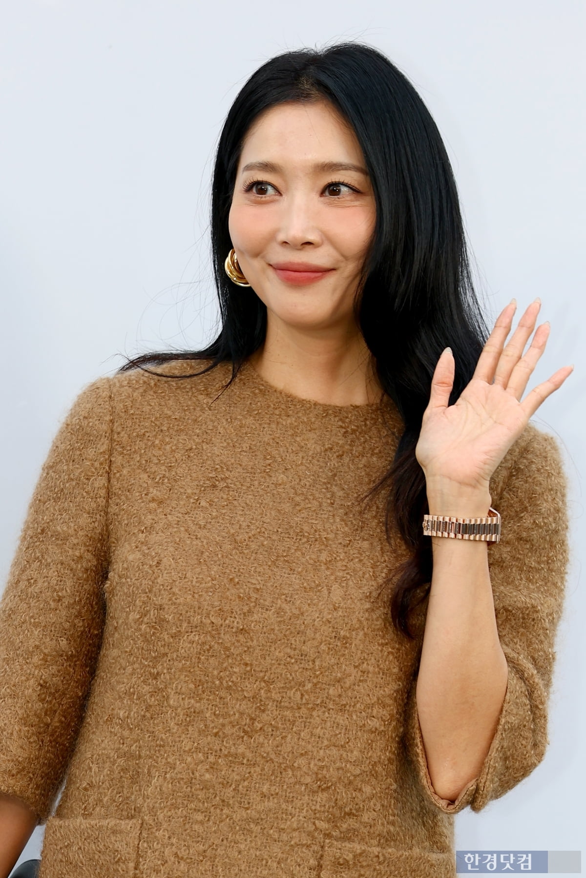 [포토] 오윤아, '눈 뗄 수 없는 아름다움'