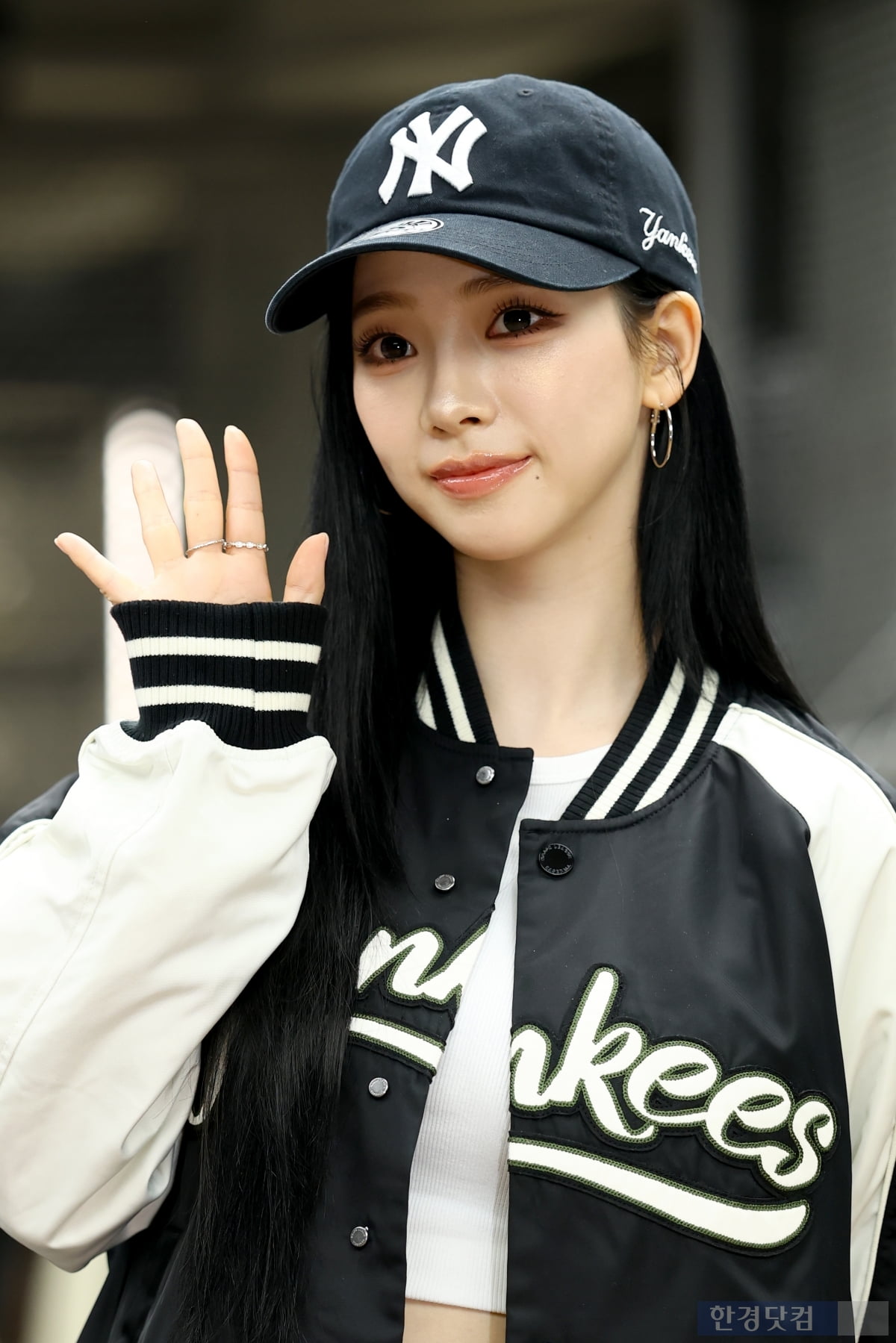 [포토] 카리나, '빠져들 수밖에 없는 미모'