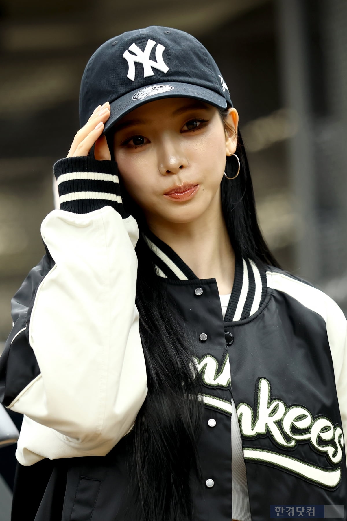 [포토] 카리나, '빠져들 수밖에 없는 미모'