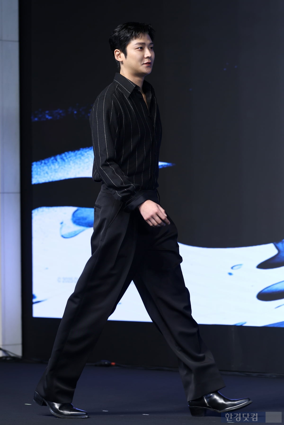 [포토] 로운, '팬들 반하게 만드는 멋진 남자'