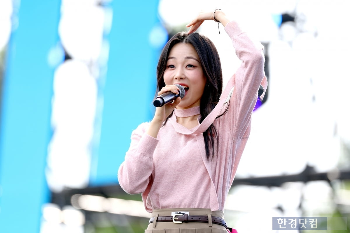 [ATA 포토] 흰, '보는 사람 기분 좋아지는 즐거운 무대'