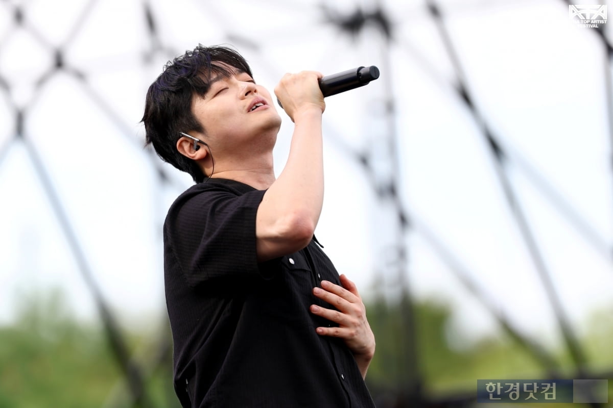 [ATA 포토] 황가람, '밤하늘에 빛나는 별 같은 무대'