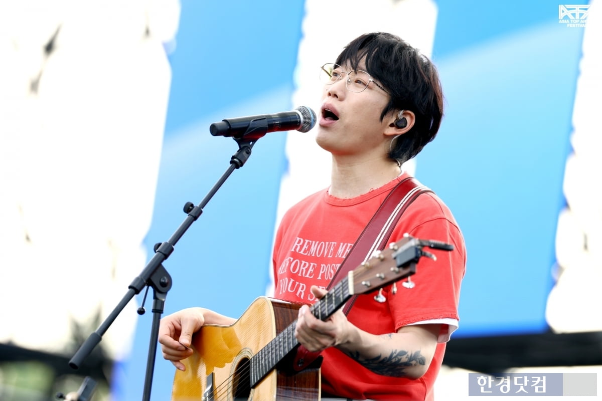 [ATA 포토] 십센치, '어깨 들썩여지는 멋진 공연'