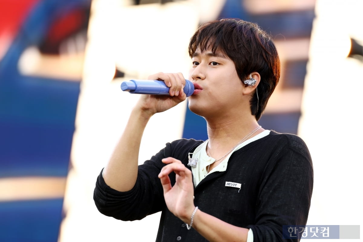 [ATA 포토] 이무진, '한 편의 청춘만화 같은 무대'